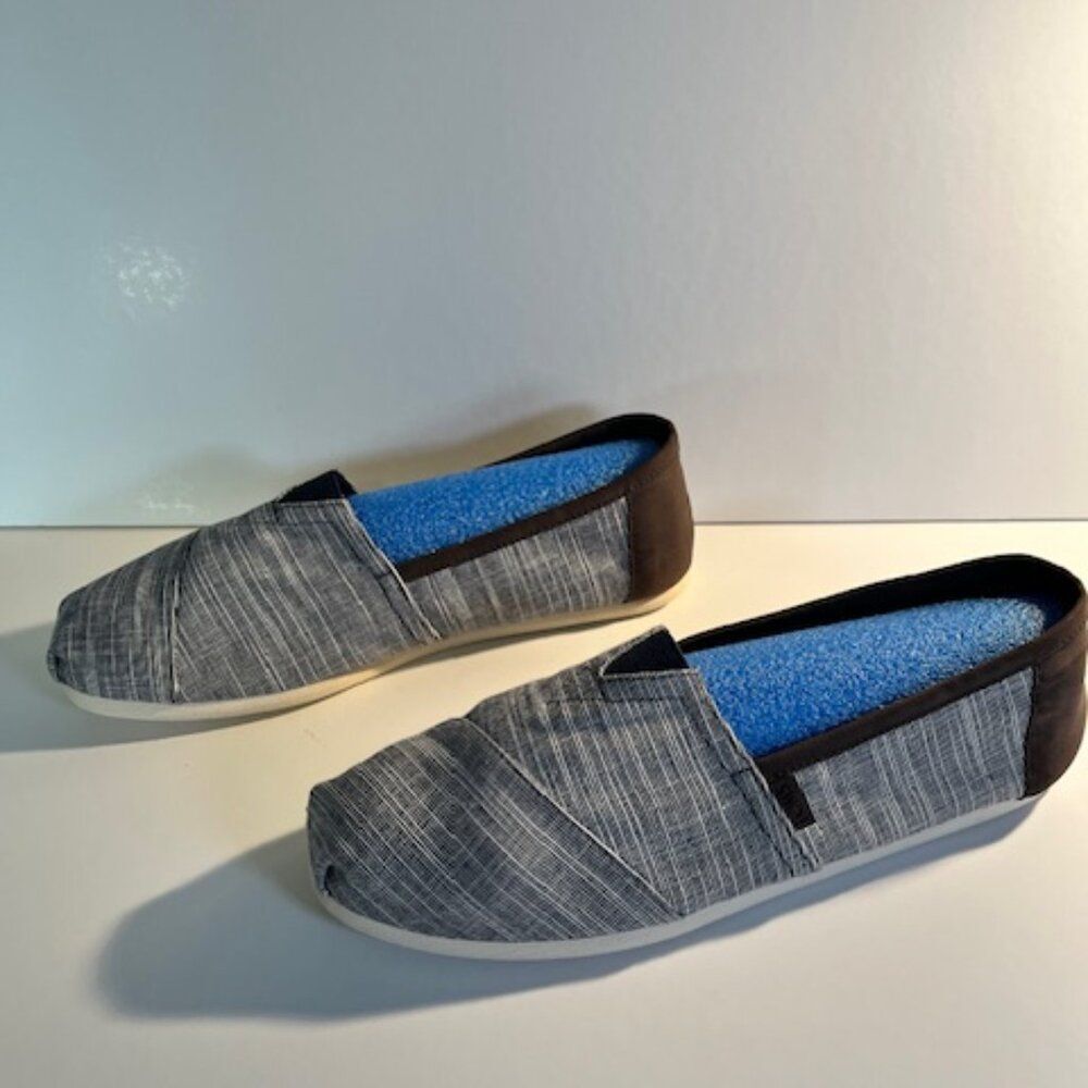 Toms Navy and Brown Canvas and Leather Slip On Loafers- Size 13